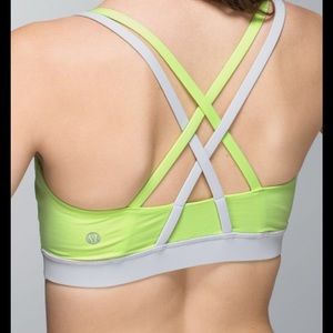 NWOT Lululemon Energy Bra Clear Mint/Silver Spoon